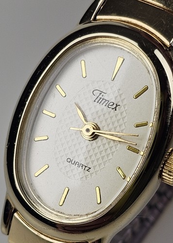 Timex Cavatina Gold Silver Tones Oval Quartz Wristwatch Watch Working Tested - Picture 9 of 13