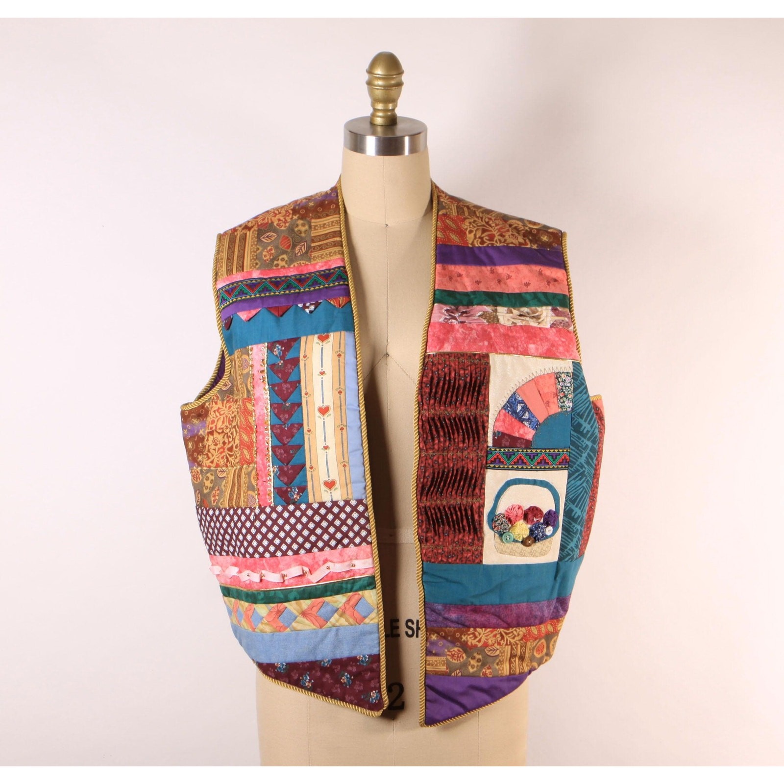 1980s Multi-Colored Patchwork Quilt Heart Sleevel… - image 1