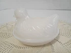 Vintage Hazel-Atlas 1940s  White Milk Glass Hen on Nest Covered Dish 4"