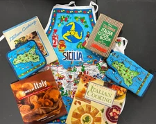Sicily Souvenir Sicilia Apron,Mitt, Pot Holder & 4  VTG  Italian Cook Books