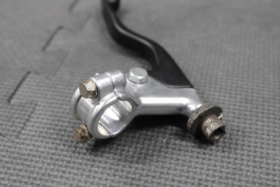 2001 HONDA CR125R CR250R CLUTCH PERCH MOUNT WITH PRO CIRCUIT FORGED LEVER - Image 4 of 4