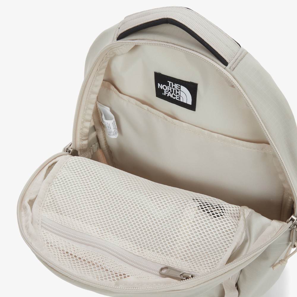 NEW THE NORTH FACE BOREALIS MINI BACKPACK 9L WHITE SAND image 8