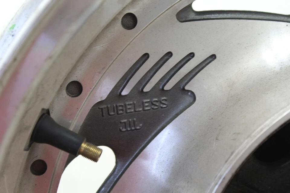 2000 SUZUKI MARAUDER 800 OEM REAR BACK WHEEL RIM VZ800 WHEEL7 - Изображение 4 из 4