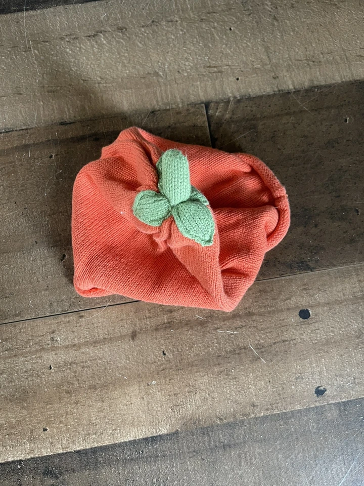 Gymboree Bebé Calabaza Tejido Sombrero Talla 12-24 Meses Otoño Cosecha Acogedora Sesión de Fotos Foto 2 de 3