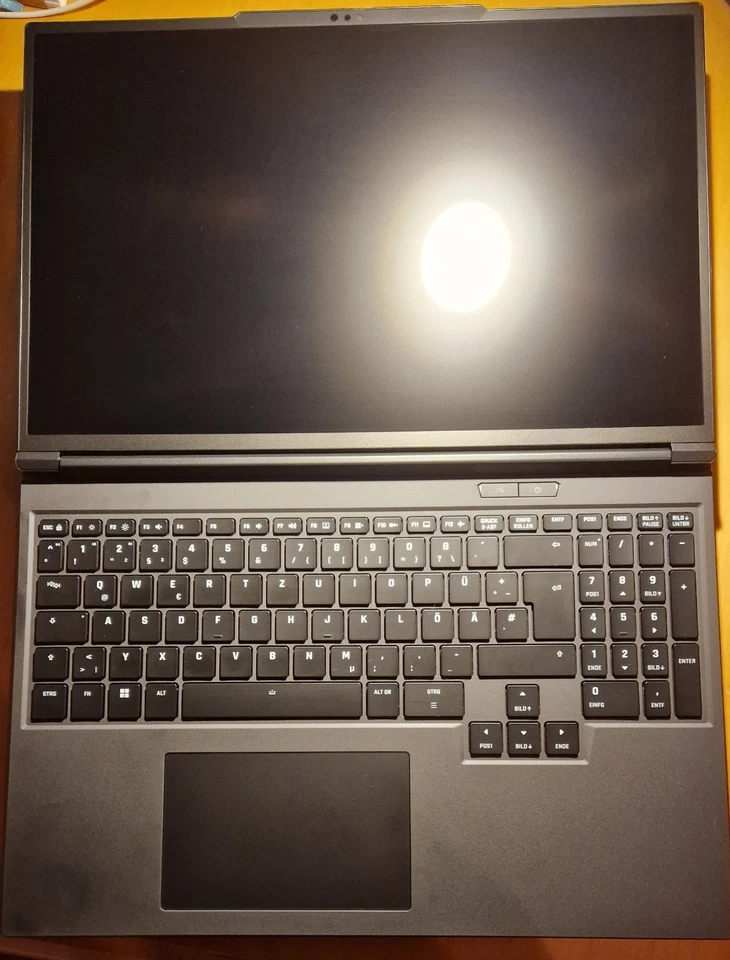 XMG 16 PRO E25 13900HX 5070Ti - Bild 3 von 4