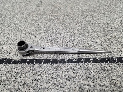 Toptul AFAH2428 Heavy Duty Dual Sided Scaffolding Ratchet Wrench 7/8'' x 3/4''