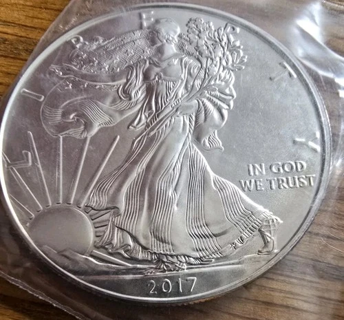 2017 WALKING LIBERTY AMERICAN EAGLE .999 FINE SILVER DOLLAR COIN 1oz. $1 USA