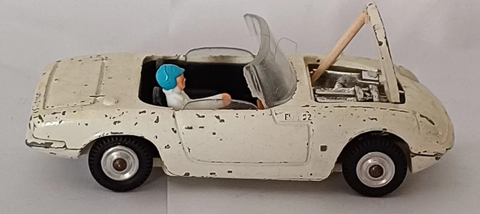 Corgi Toys Lotus Elan S2. Very good conditions, un' apertura - Immagine 2 di 4