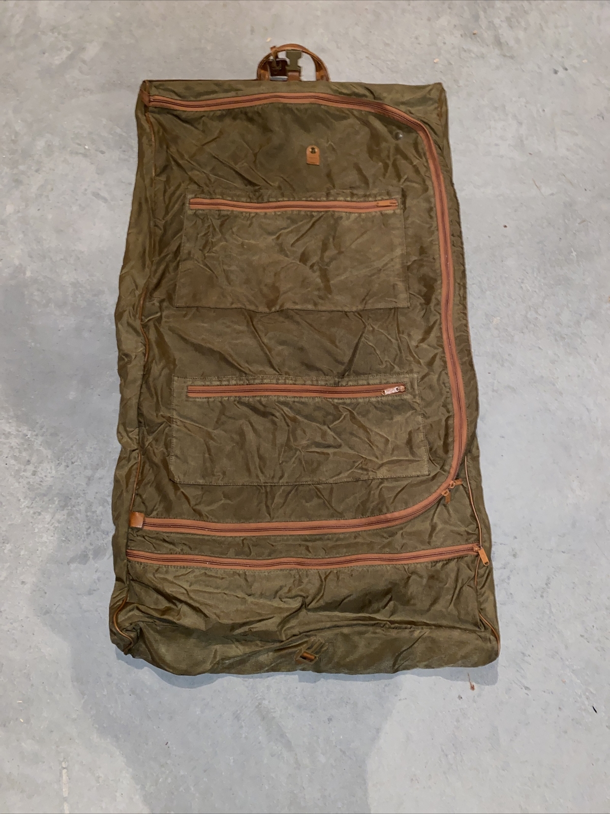 Excellent Condition Hartmann Nylon Leather Trim Folding Garment Bag