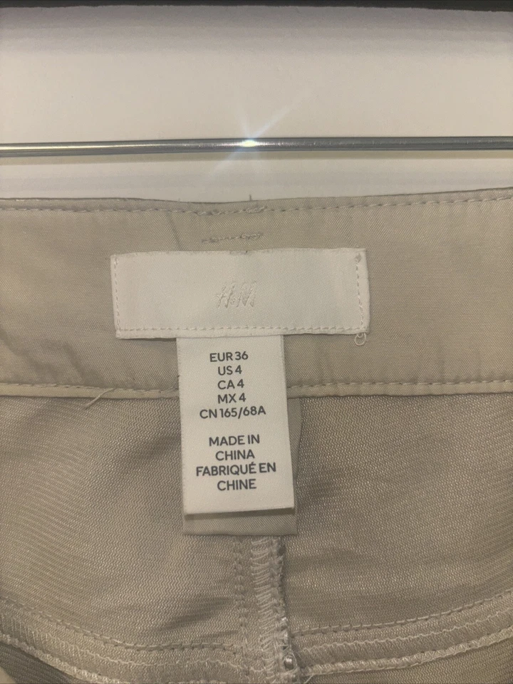 Pantalones metálicos de imitación de cuero para mujer plateados talla 4 H&M concierto evento Cybercore Rock Foto 2 de 3