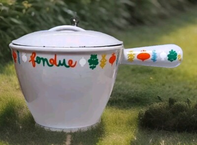 Poêlon à Fondue Le Creuset – Fonte émaillée Grise Avec Couvercle, Occasion