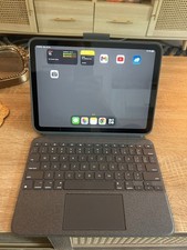 Apple iPad A16 11-inch with Logitech Case