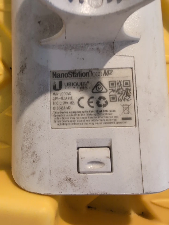 Ubiquiti NanoStation Loco M2 (LocoM2) AirMax 2.4GHz Indoor/Outdoor CPE Wireless - Image 3 of 4