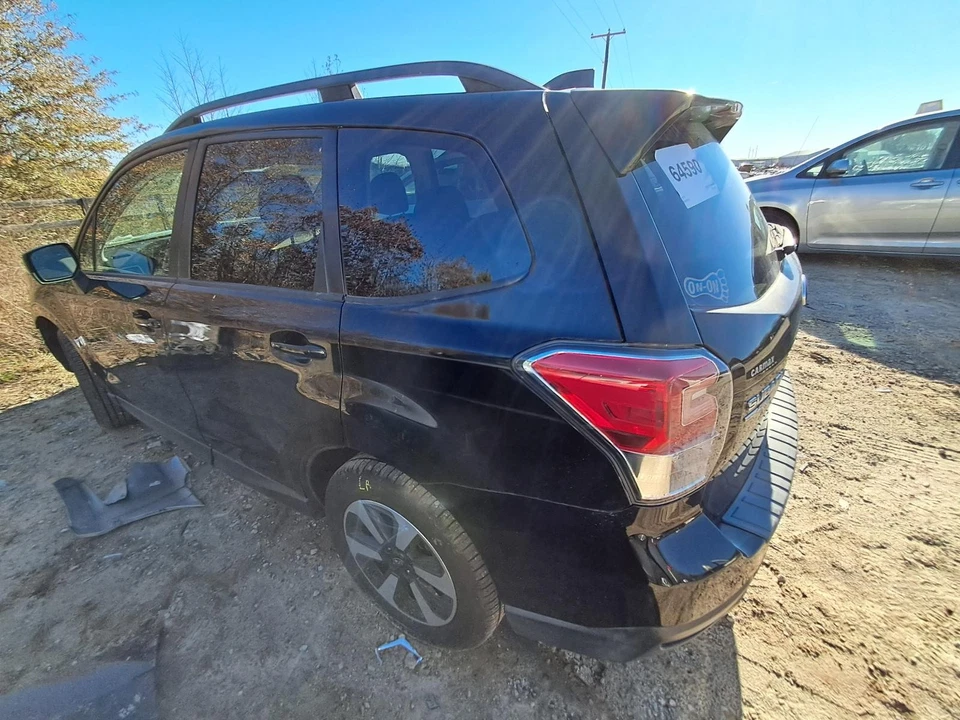 Used Left Tail Light Assembly fits: 2017 Subaru Forester Left Grade A - Image 4 of 4