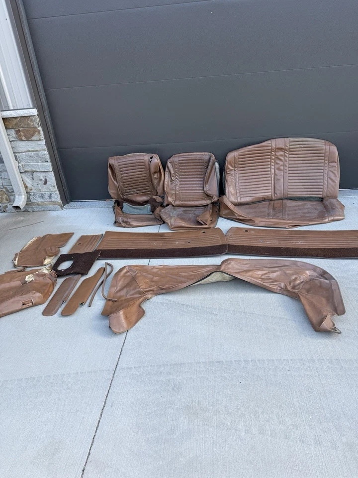 Полный салон снят с кабриолета Cutlass 1963 года - Изображение 2 из 2