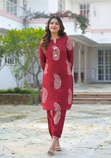 Women New Latest Designer Pure Cotton Co-ord Set V Neck Kurta With Pant...