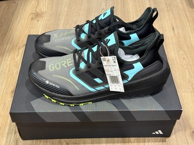 NEW adidas Ultraboost Light Gore-Tex Black Flash Aqua Men's Size 12