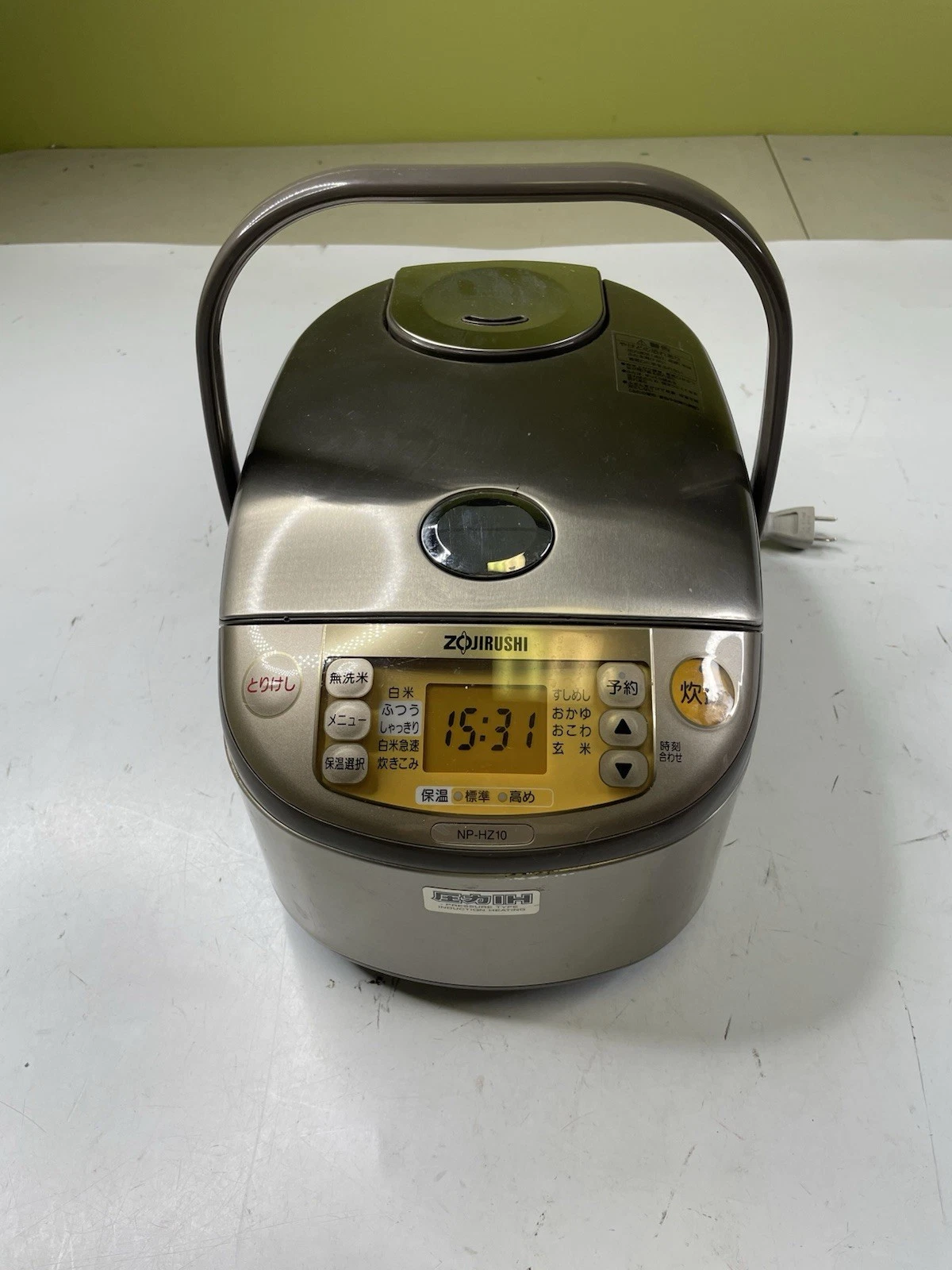 Zojirushi NP-NZ10 Pressure Induction Rice Cooker Made in Japan -Japanese Display