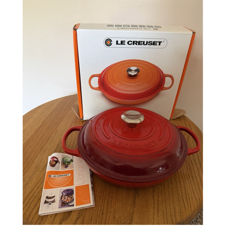 Le Creuset Signature Braiser Cast Iron Casserole Pan Cerise Red 2.2L 26cm