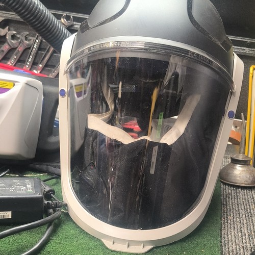 3M Versaflo TR-600 PAPR System Full Face Mask Universal w/ Hose & Charger