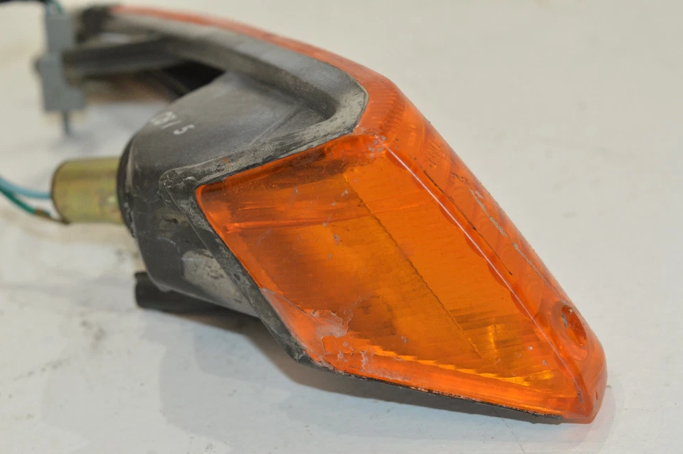 HONDA LEAD 100 SCV BLINKER VERKLEIDUNGSBLINKER RECHTS LINKS VORNE INDICATOR - Bild 4 von 4