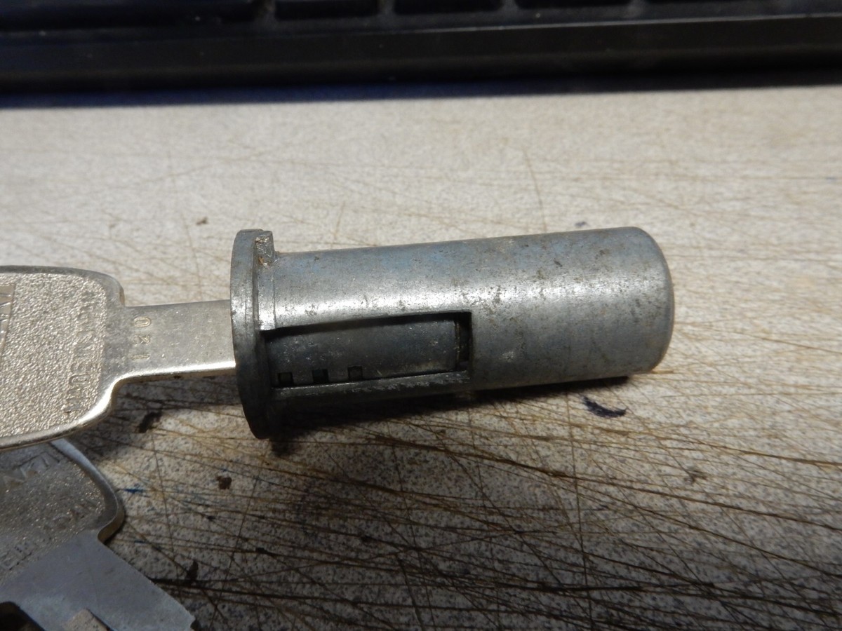Kawasaki OEM Steering Lock w/ Factory Cut Key Set #120 | eBay