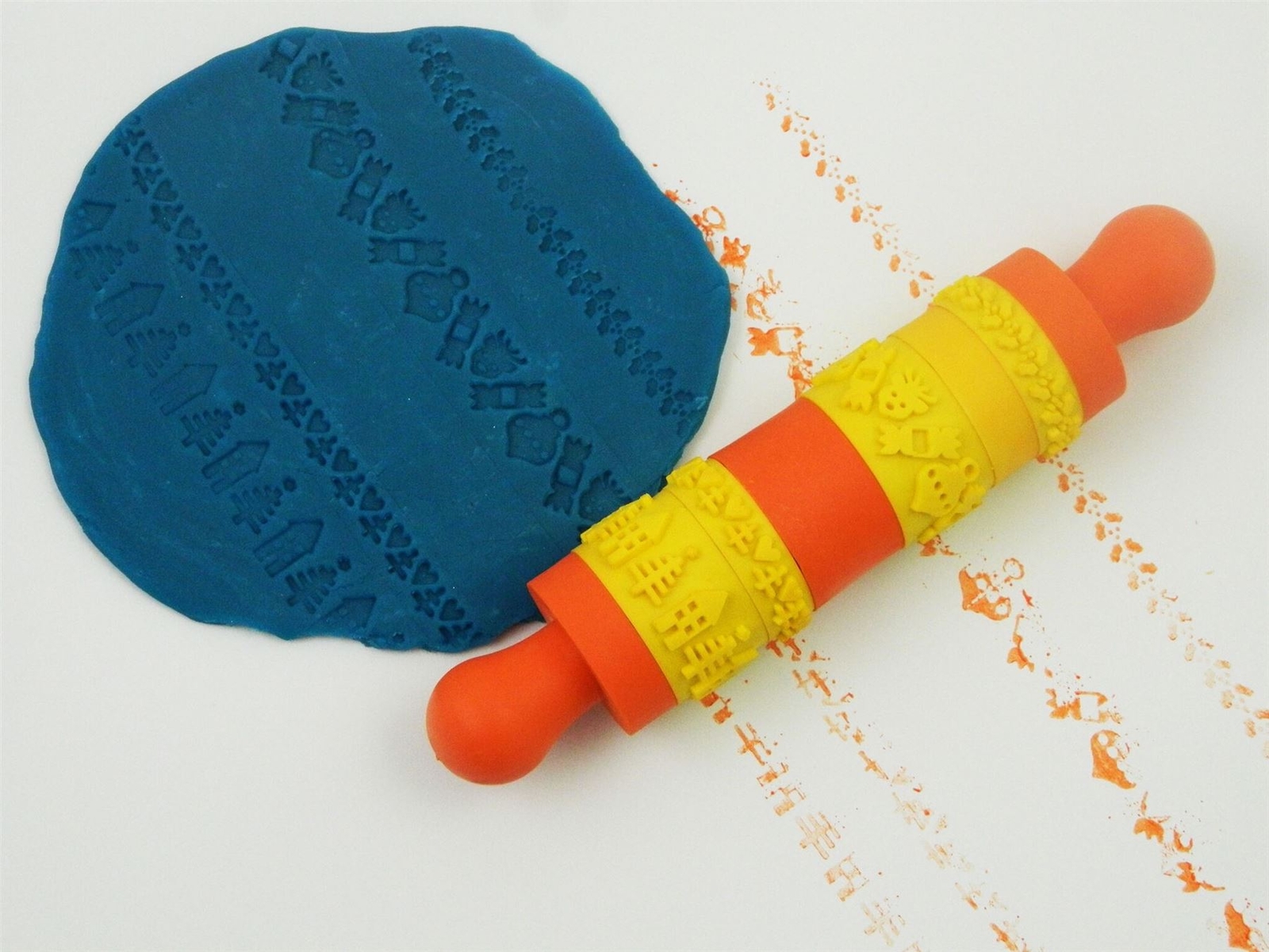 Easi-Grip Multi-Pattern Christmas Dough Roller Rolling Pin Pattern Maker