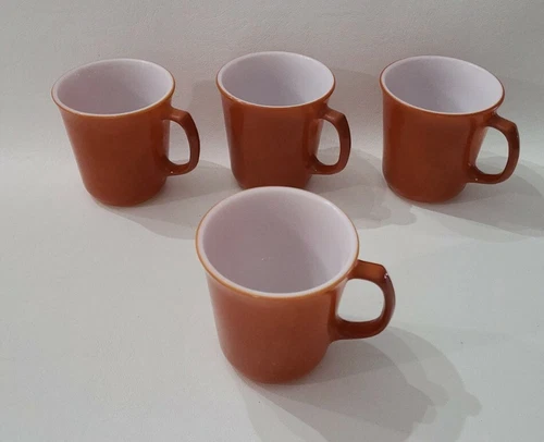 Pyrex Orange Coffee Mug Tea Cups Lot of 4  3.5" Tall USA Vintage Read ⬇️