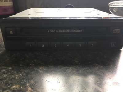 2008 Honda Odyssey OEM In-dash 6 Disc Changer CD MP3 Player Radio Audio Stereo
