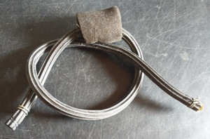 LOGIK WASCHMASCHINE - Druckschalter Schlauchverrohrung mit Clips