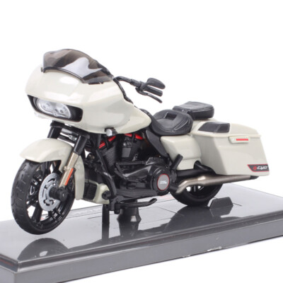 Maisto 1:18 Scale Harley CVO Road Glide Motorcycle Diecast Bike