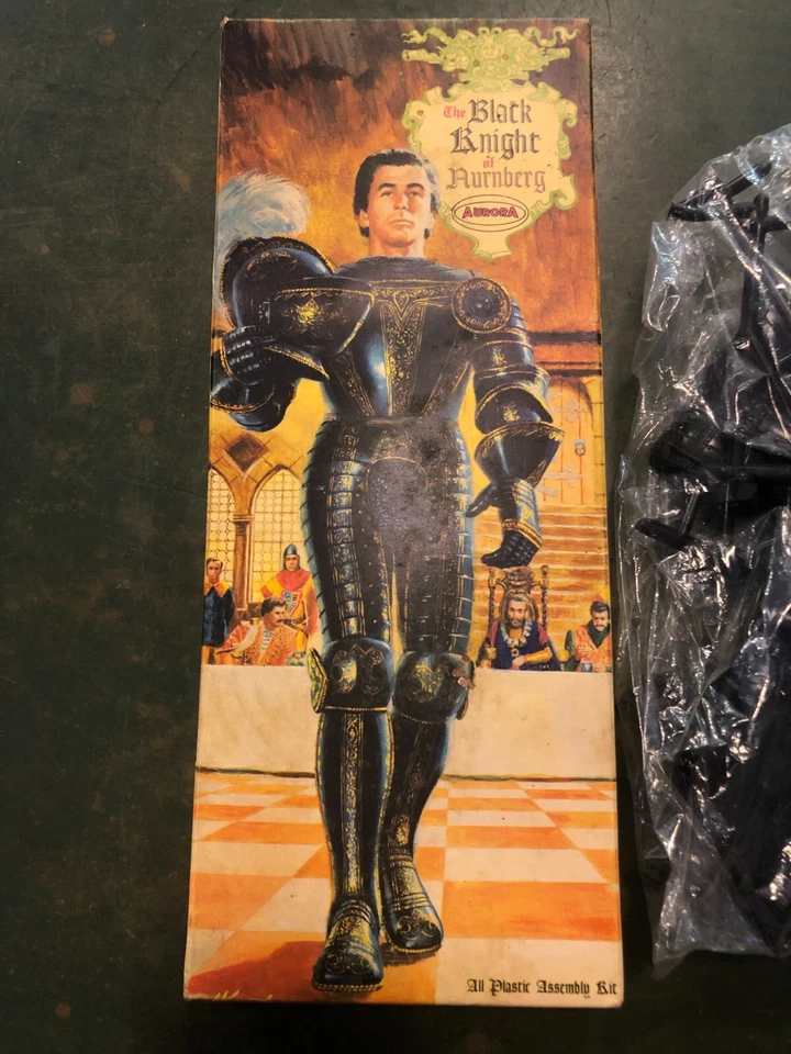 KIT AURORA N°473 THE BLACK KNIGHT OF AURNBERG VINTAGE 1958 CAVALIERE NERO 1:8 - Immagine 2 di 4