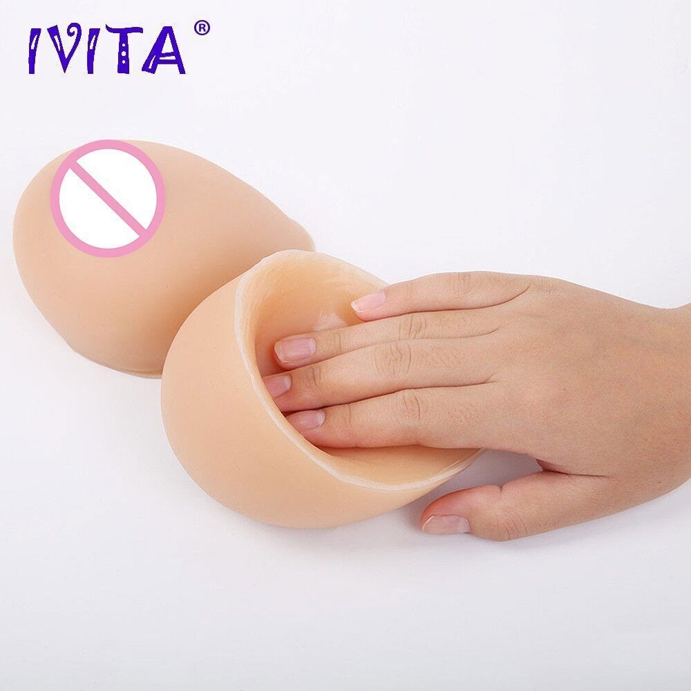 Foto 11 di 12