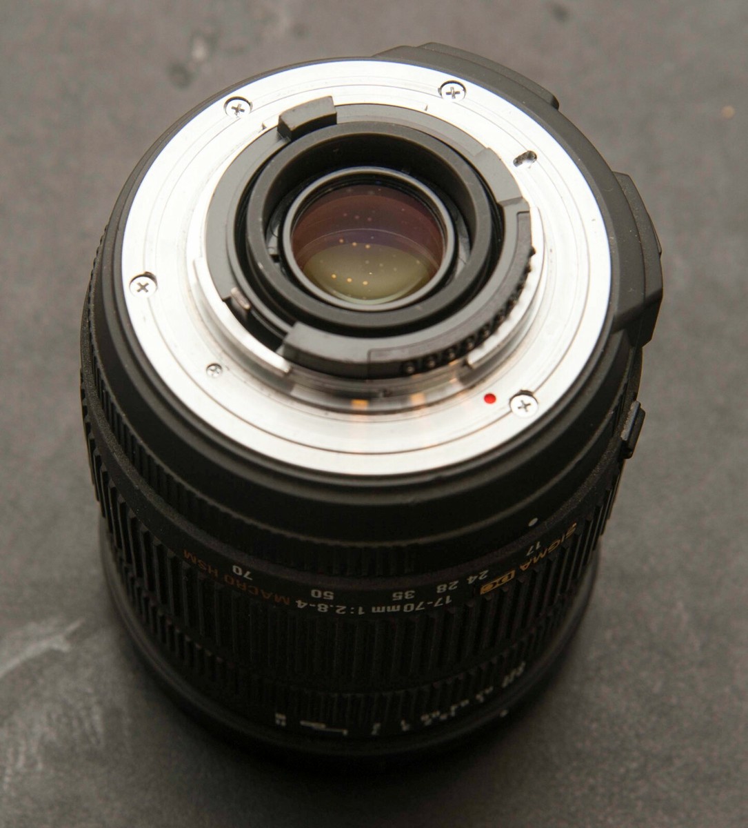 Sigma DC Macro 17-70mm F/2.8-4.5 Lens For Nikon - autofocus