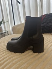 NEVER WORN Hunter Heeled Rain Boot Women s Si...