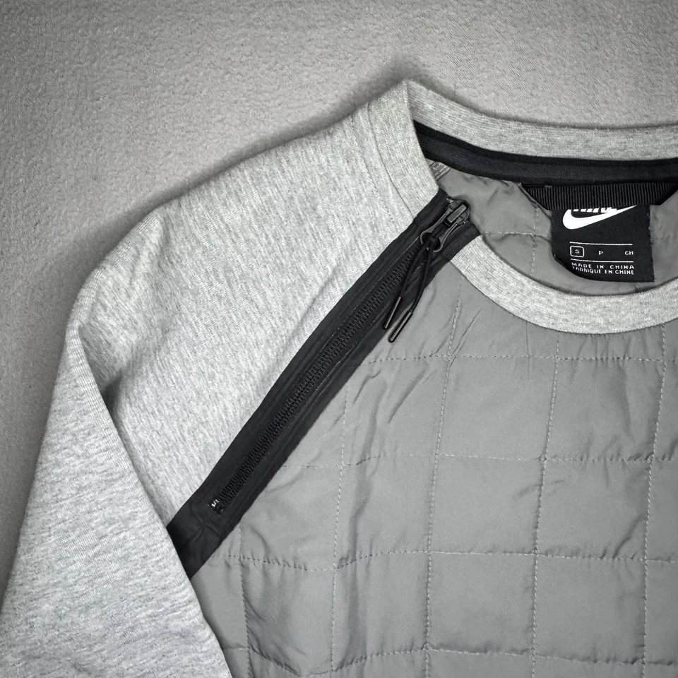 Nike Tech Pack Quilted Sweatshirt Mens S Grey NSW Sportswear BV3697-063 Crewneck, photo 4 of 5