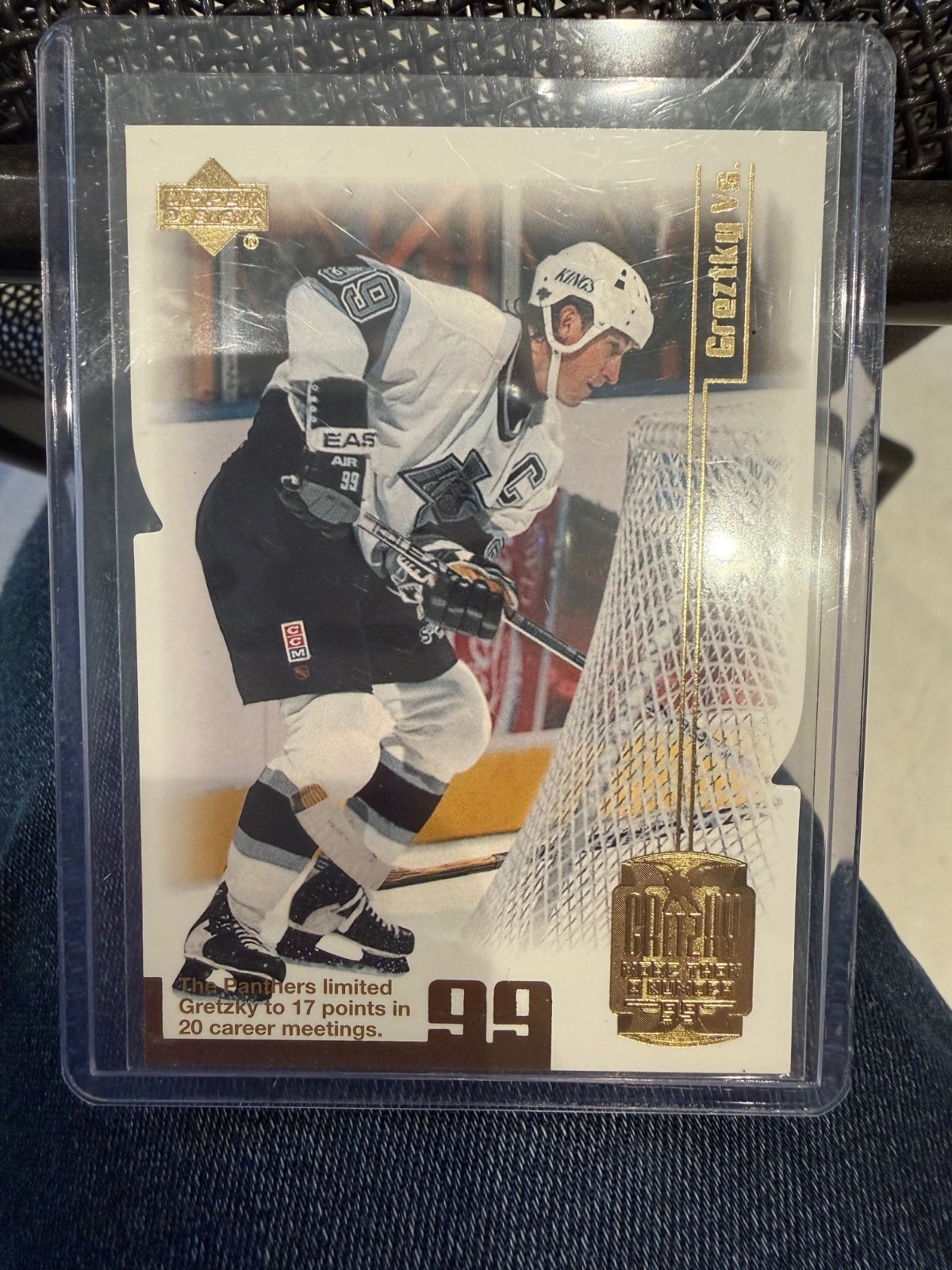 1999 UPPER DECK #41 WAYNE GRETZKY EXCLUSIVE GOLD DIE CUT /99