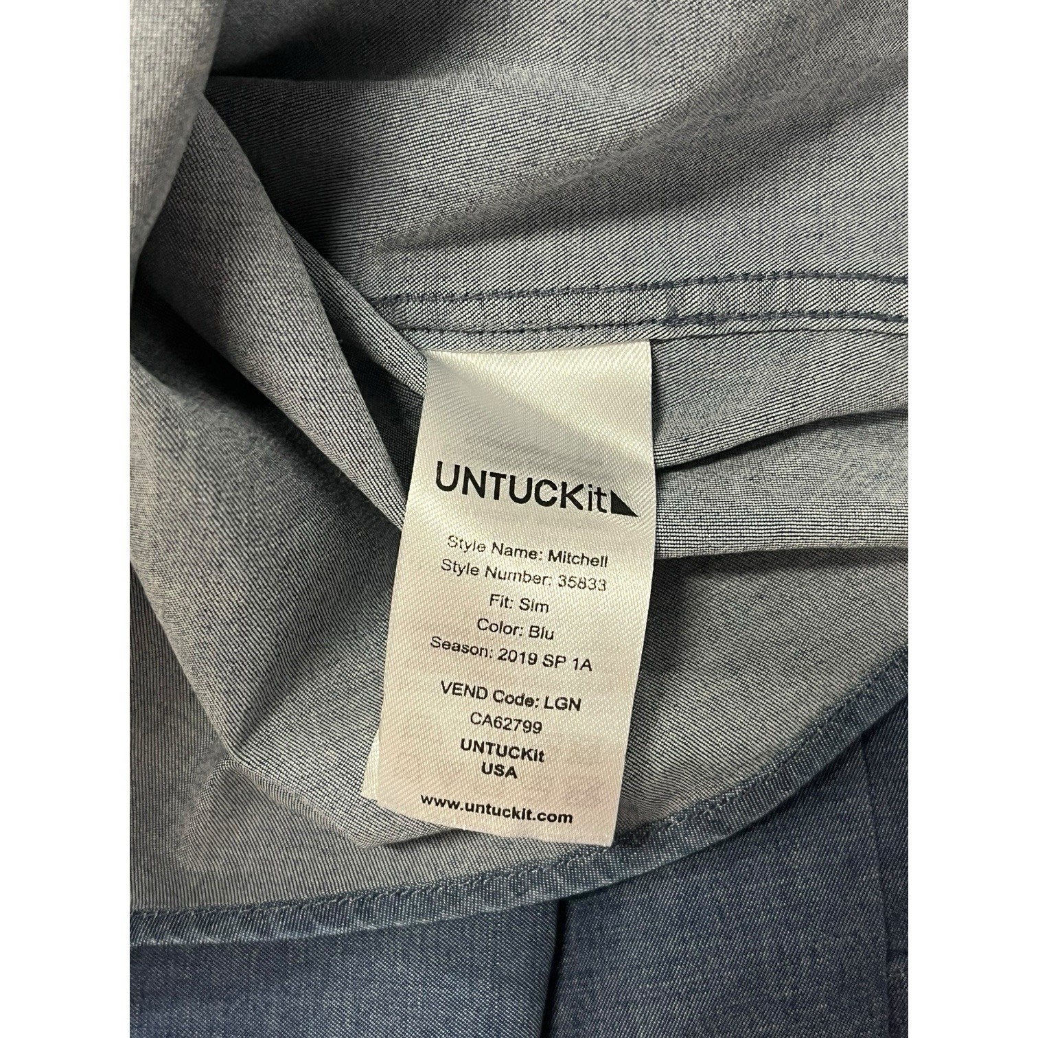 Untuckit Shirt Mens Large Blue Slim Fit Chambray Button Up Casual Modern Classic