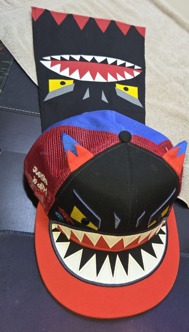ELSTINKO Baseball Cap Trucker Hat Korea Anime Ebony K-Pop Snapback 