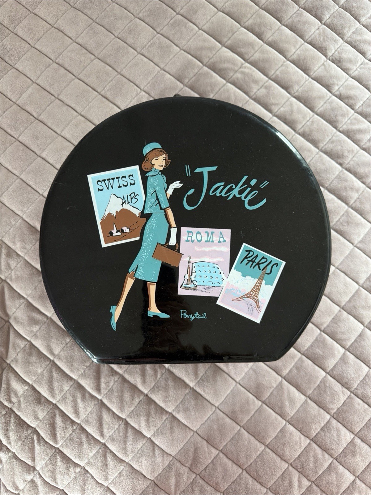 Vintage 60's Jackie Kennedy Ponytail Round Vinyl Carrying Case - Barbie 