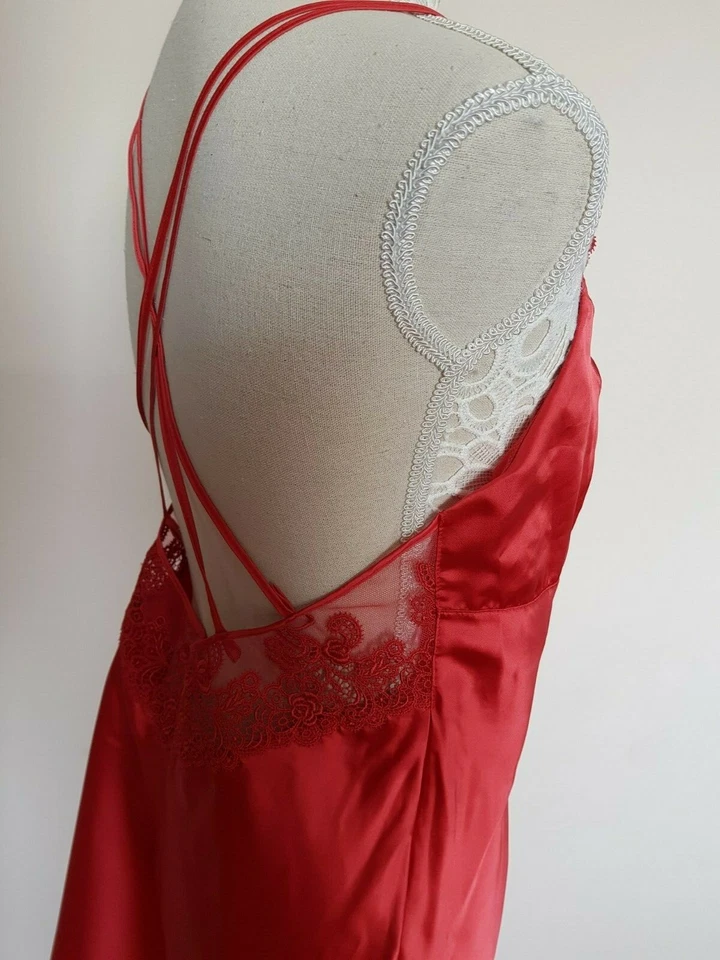 CHANTELLE red satin lingerie medium UK 12 EUR 38 - Image 4 of 4