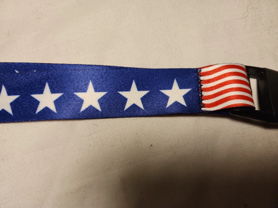 U.S.A Stars and Strips  LANYARD DETACHABLE BUCKLE NEW WINCRAFT - Image 2 of 3