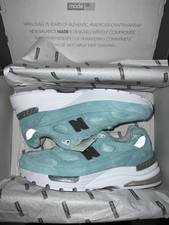 New Balance 992 x KITH Kithmas 