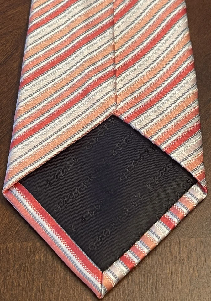 Corbata de cuello Geoffrey Beene 65 % seda 35 % poliéster para hombre hecha en China Foto 2 de 4