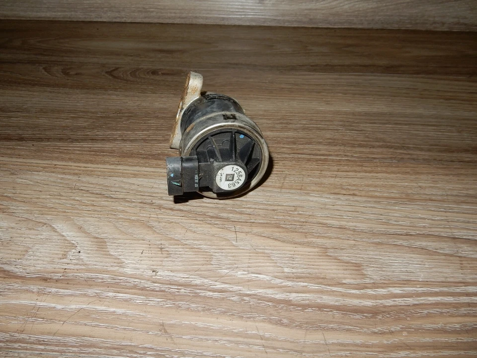 Válvula EGR Chevy Equinox Impala Malibu Buick Century Pontiac V6 3,4 L 3,5 L OEM Foto 4 de 4