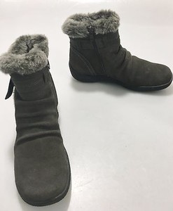 bare traps black ankle boots