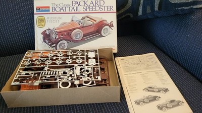 MONOGRAM 1934 DUESENBERG SJ ROADSTER CAR MODEL KIT BOXED 1:24 2302 
