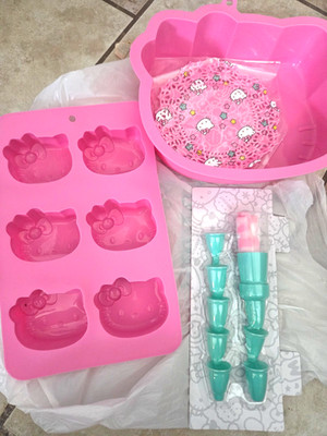 NEW  hello kitty cake And Cupcake silicone Baking molds By Handstand Kitchen NIB