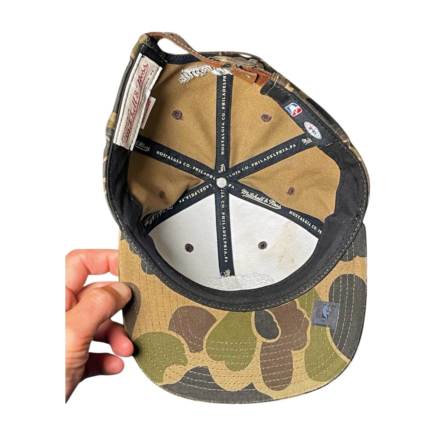 Mitchell And Ness 76ers Camo Leather Patch Leathe… - image 7