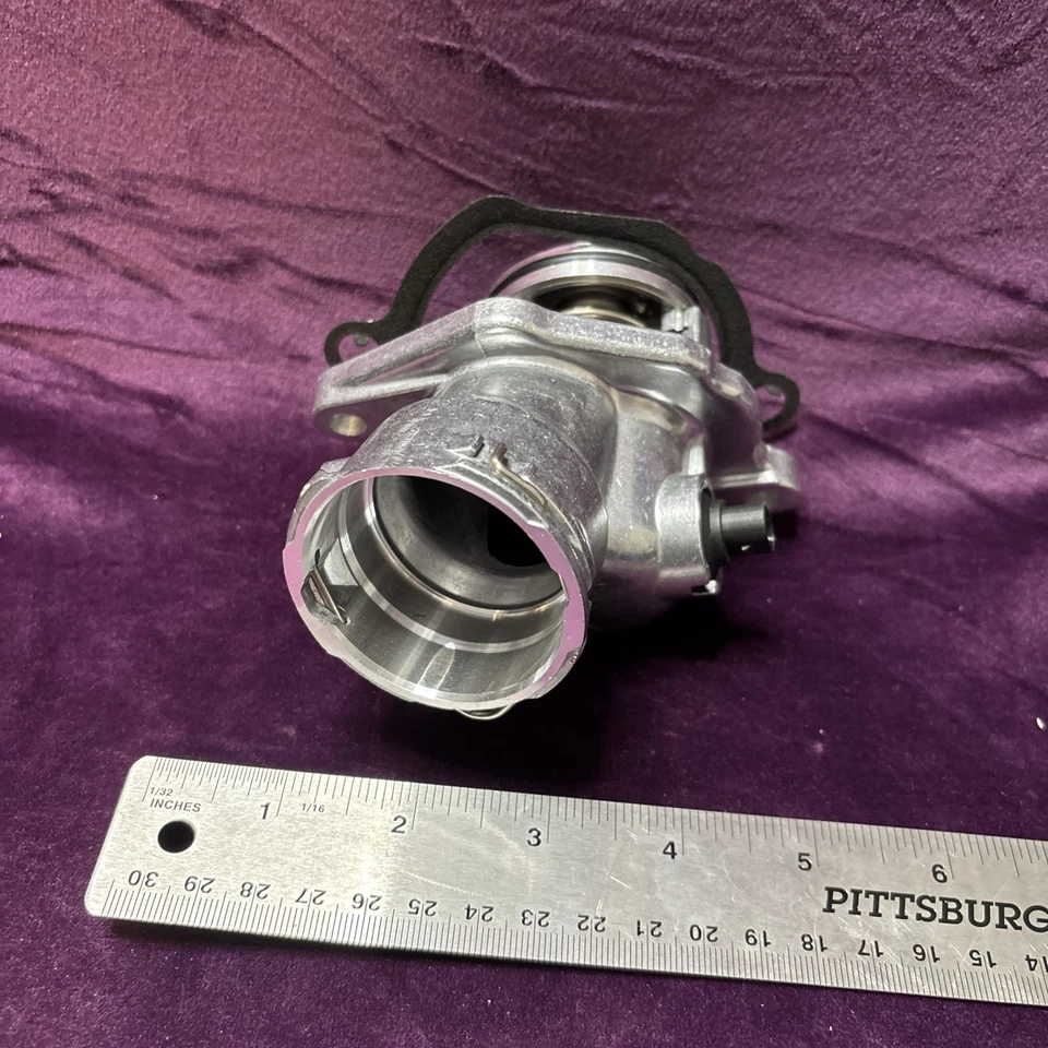 冷却液恒温器外壳传感器适用于梅赛德斯奔驰 C300 E350 ML350 2722000415 — 第 2/4 张图片